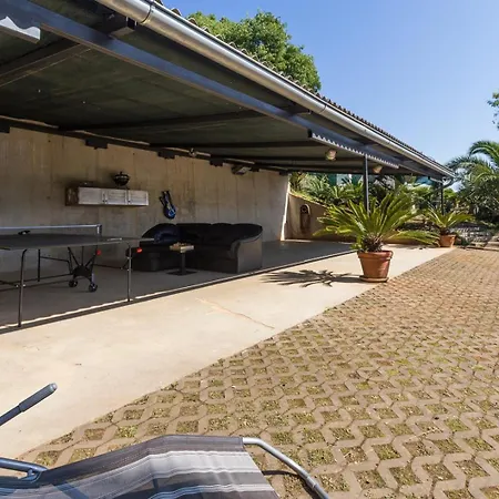 Palm Garden With Private Garden
