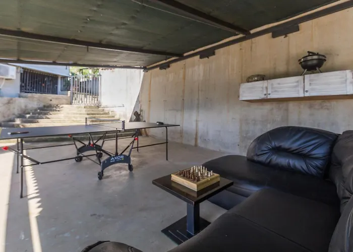 Palm Garden 아파트 브르사르