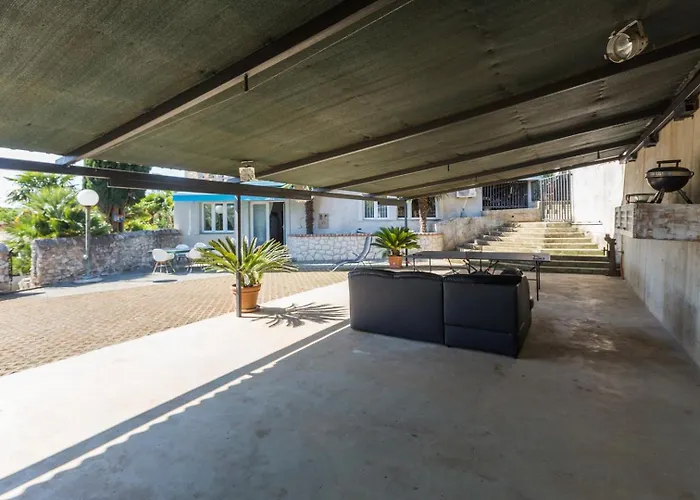 아파트 Palm Garden 브르사르