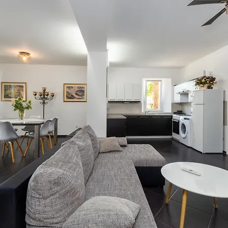 Apartment Palm Garden Vrsar